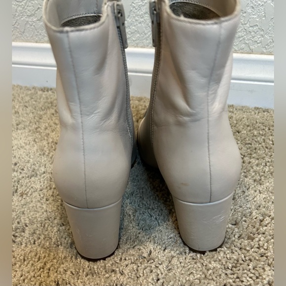 Seychelles two-tone booties. Size 7. Gently worn - Picture 2 of 9